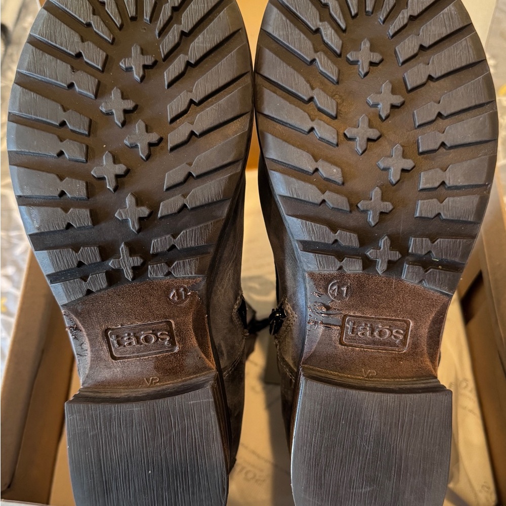 The Iconic Crave Boot from Taos in Steel grey leather - Picture 5 of 9